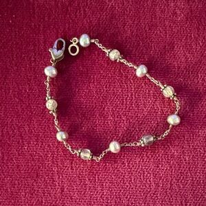 Elegant Silver and Silver Pearl Bracelet